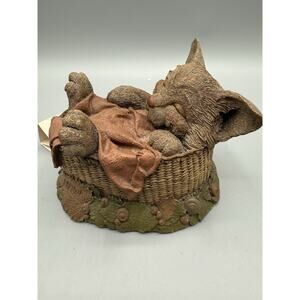 Vintage Amanda #9065 Sleeping Cat Figurine in Basket w/ Blanket 1993 by Willitts